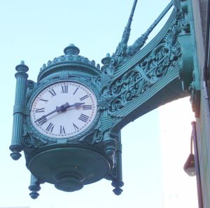 Marshall_Field_Clock